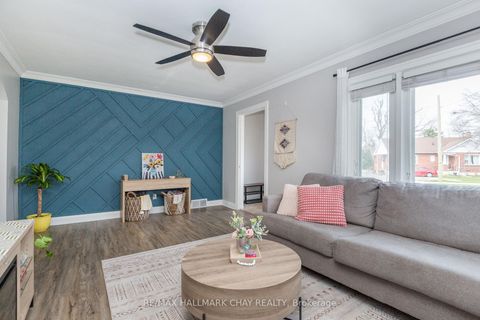 Photo 7 at 177 Duckworth Street, Codrington, Barrie