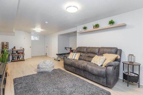 Photo 26 at 177 Duckworth Street, Codrington, Barrie