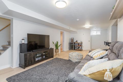 Photo 27 at 177 Duckworth Street, Codrington, Barrie