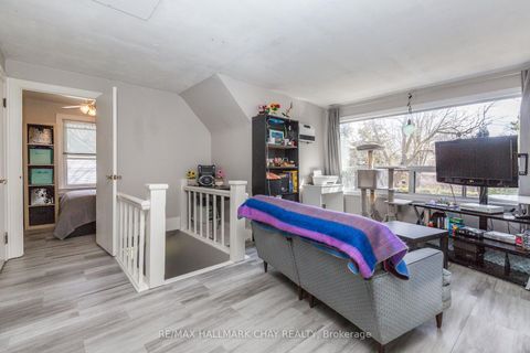 Photo 32 at 177 Duckworth Street, Codrington, Barrie