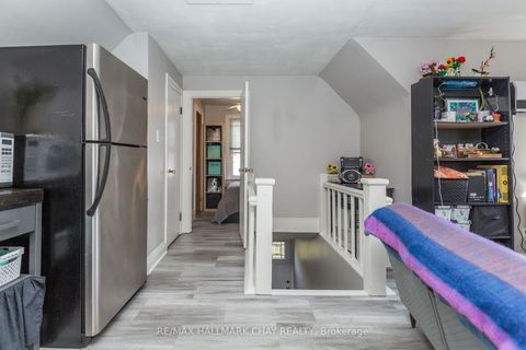 Photo 36 at 177 Duckworth Street, Codrington, Barrie