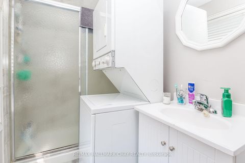 Photo 37 at 177 Duckworth Street, Codrington, Barrie