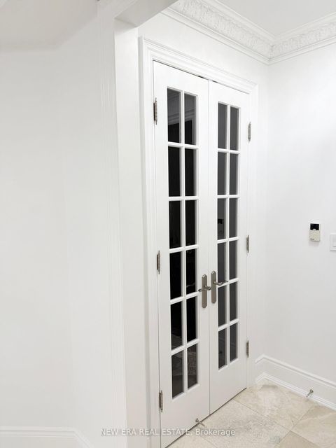 Photo 6 at 602 - 10 Bellair Street, Annex, Toronto