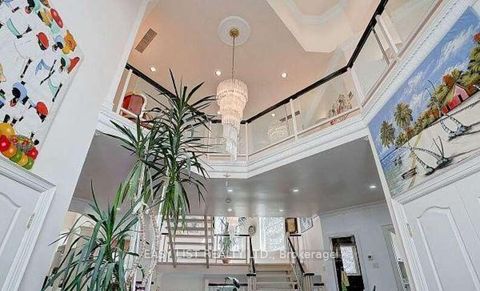 Photo 19 at 206 Arnold Avenue, Yorkhill, Vaughan