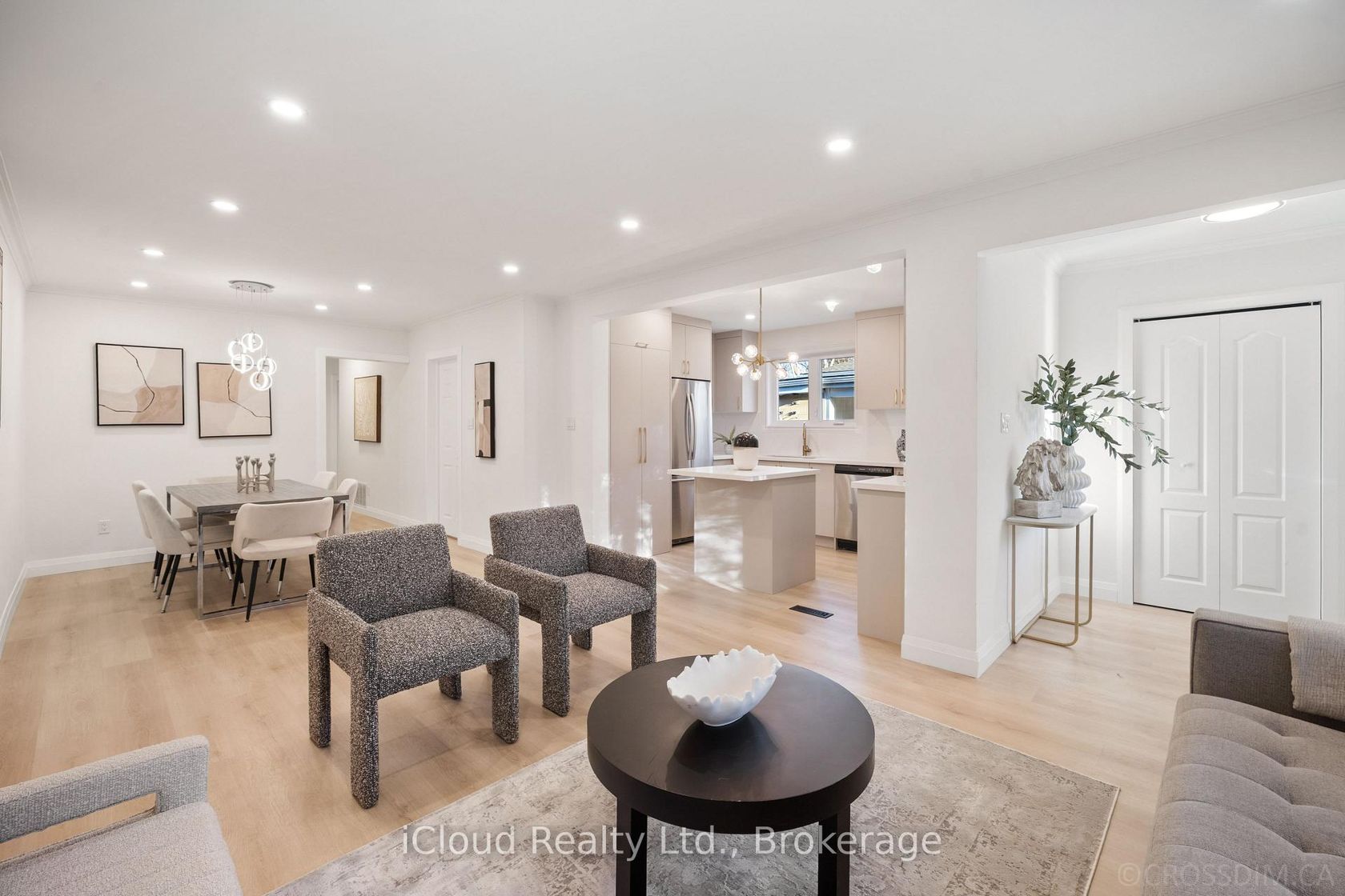 107 Bayview Parkway, Leslie Valley, Newmarket photo number 2