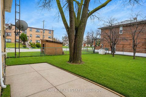 Photo 8 at 3012 Keele Street, CFB, Toronto