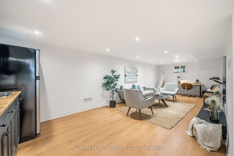 Photo 19 at 93 Brookdale Avenue, Lawrence Park North, Toronto