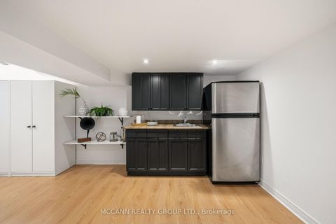 Photo 20 at 93 Brookdale Avenue, Lawrence Park North, Toronto