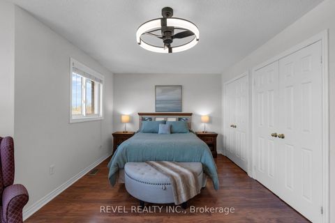 Photo 12 at 28 Dunnett Drive, Ardagh, Barrie