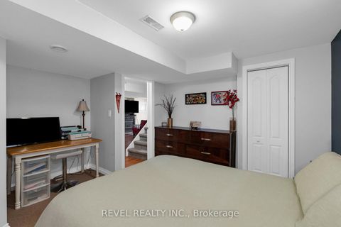 Photo 19 at 28 Dunnett Drive, Ardagh, Barrie