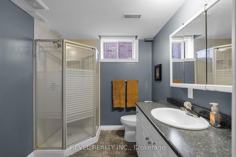 Photo 20 at 28 Dunnett Drive, Ardagh, Barrie