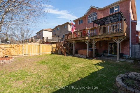 Photo 34 at 28 Dunnett Drive, Ardagh, Barrie