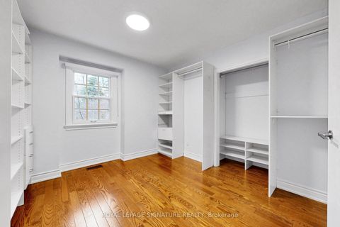 Photo 37 at 24 Laureleaf Road, Bayview Glen, Markham