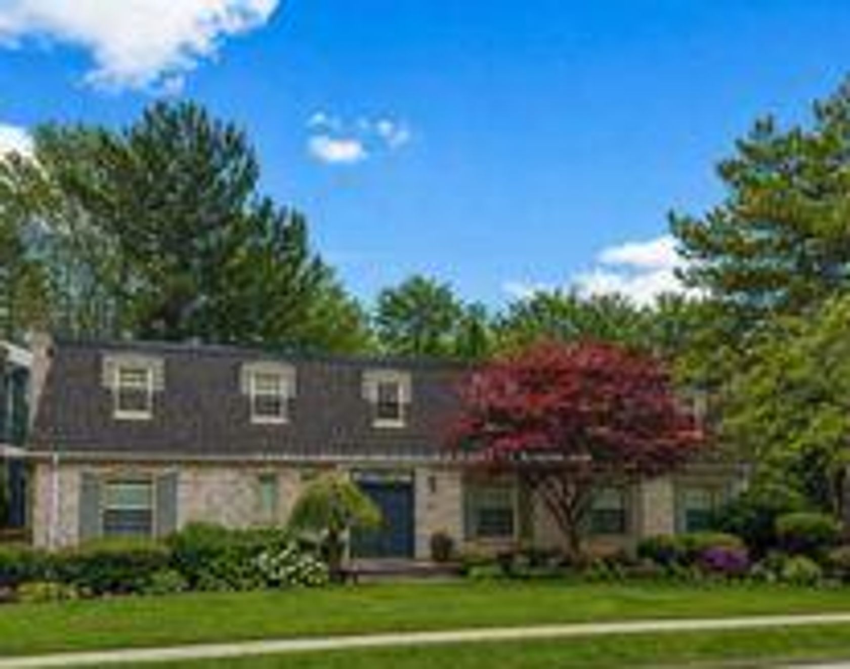 24 Laureleaf Road, Bayview Glen, Markham 