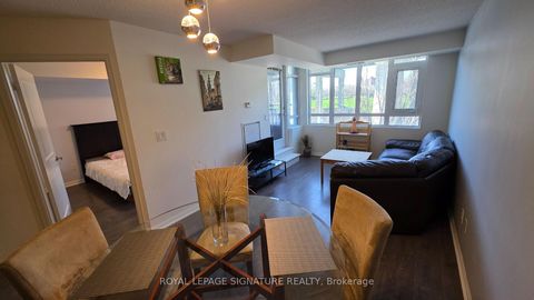Photo 13 at 522 - 35 Bastion Street, Niagara, Toronto
