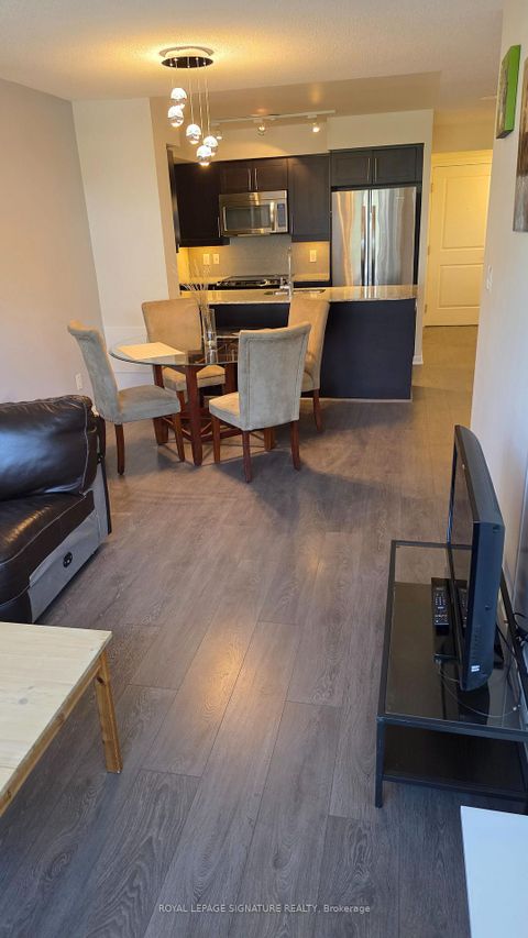 Photo 14 at 522 - 35 Bastion Street, Niagara, Toronto