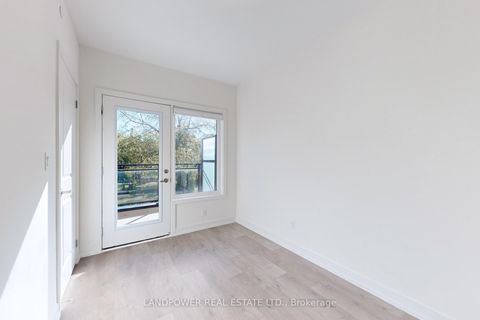 Photo 7 at 3305 - 60 Elizabeth Street S, Mill Pond, Richmond Hill
