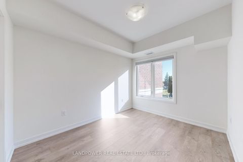 Photo 11 at 3305 - 60 Elizabeth Street S, Mill Pond, Richmond Hill
