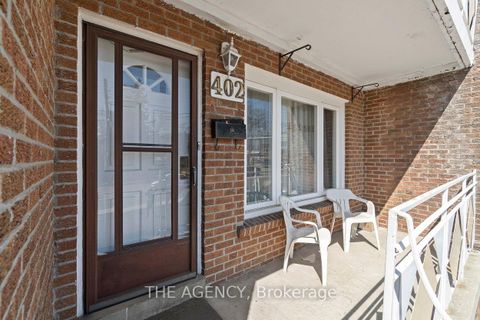 Photo 1 at 402 Kingston Road, Danforth, Toronto
