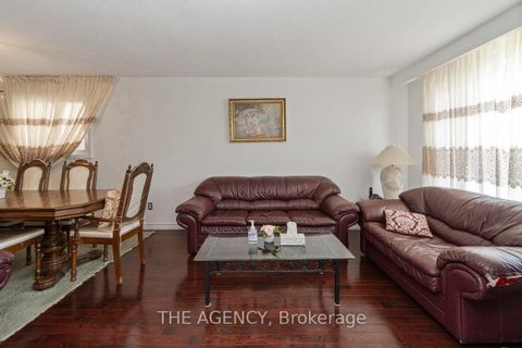 Photo 4 at 402 Kingston Road, Danforth, Toronto