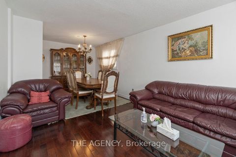 Photo 5 at 402 Kingston Road, Danforth, Toronto