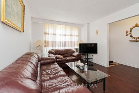 Photo 8 at 402 Kingston Road, Danforth, Toronto