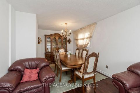 Photo 9 at 402 Kingston Road, Danforth, Toronto