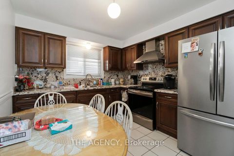 Photo 13 at 402 Kingston Road, Danforth, Toronto
