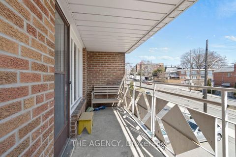 Photo 30 at 402 Kingston Road, Danforth, Toronto