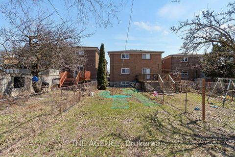 Photo 41 at 402 Kingston Road, Danforth, Toronto