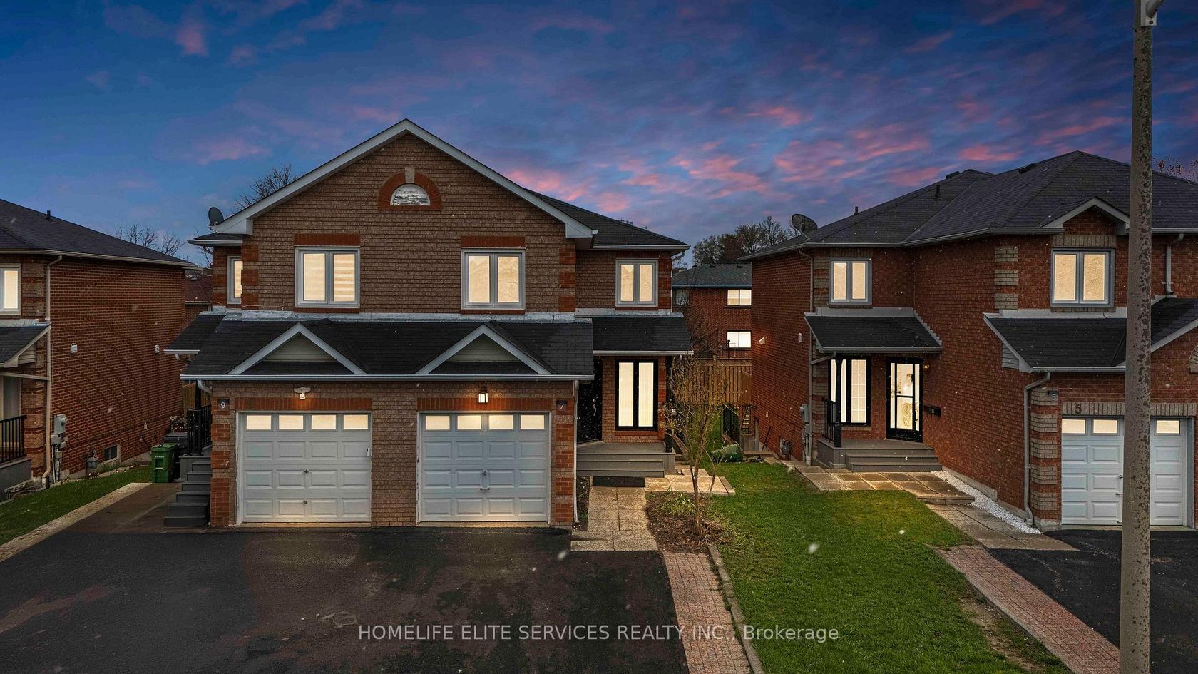 7 Lenthall Avenue, Malvern, Toronto photo number 2