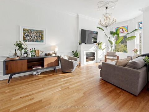 Photo 4 at 328 Wellesley Street E, South St. James Town, Toronto