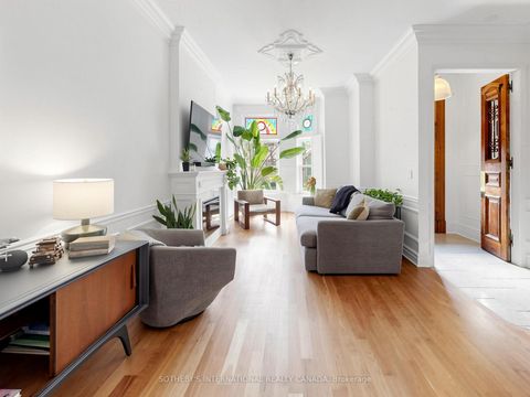 Photo 5 at 328 Wellesley Street E, South St. James Town, Toronto