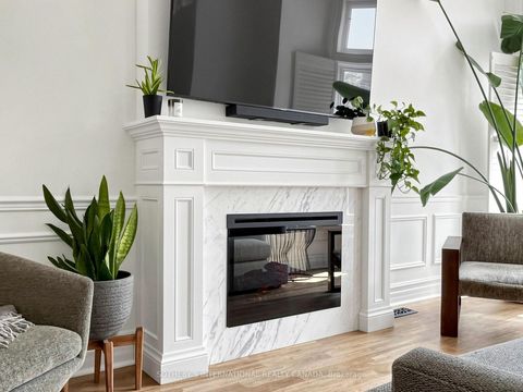 Photo 8 at 328 Wellesley Street E, South St. James Town, Toronto