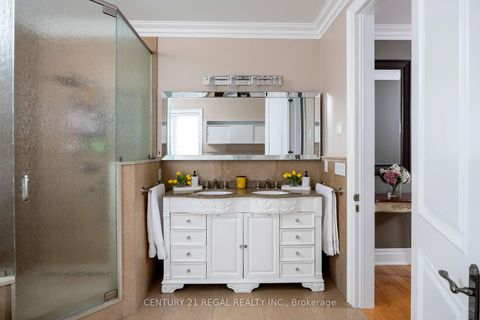 Photo 29 at 127 Sultana Avenue, Lawrence, Toronto