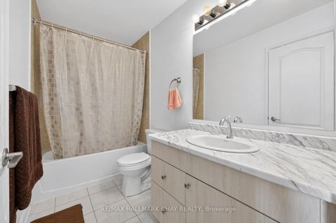 Photo 14 at 39 Kodiak Terrace, Rural Barrie Southwest, Barrie