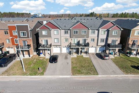 Photo 17 at 39 Kodiak Terrace, Rural Barrie Southwest, Barrie