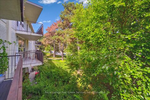 Photo 12 at 203 - 100 Coe Hill Drive, Swansea, Toronto