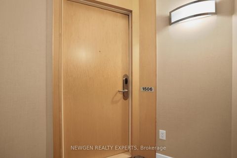 Photo 12 at 1506 - 55 Bremner Boulevard, Waterfront Communities C1, Toronto