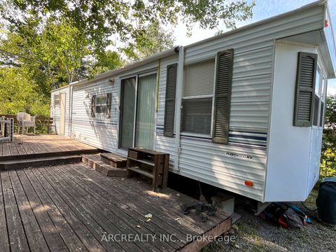 Photo 19 at 147 Horseshoe Circle, Pefferlaw, Georgina