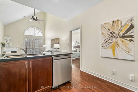 Photo 10 at 14 - 578 Tapestry Lane, Wyndham, Newmarket