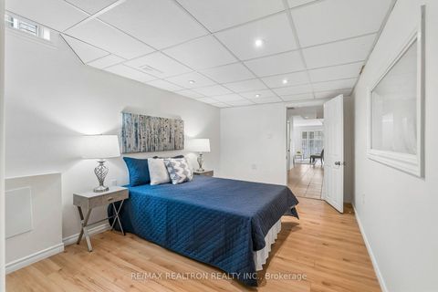 Photo 32 at 14 - 578 Tapestry Lane, Wyndham, Newmarket