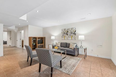 Photo 37 at 14 - 578 Tapestry Lane, Wyndham, Newmarket