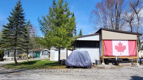 Photo 0 at 42 Horseshoe Circle, Pefferlaw, Georgina