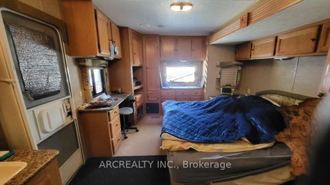 Photo 8 at 42 Horseshoe Circle, Pefferlaw, Georgina