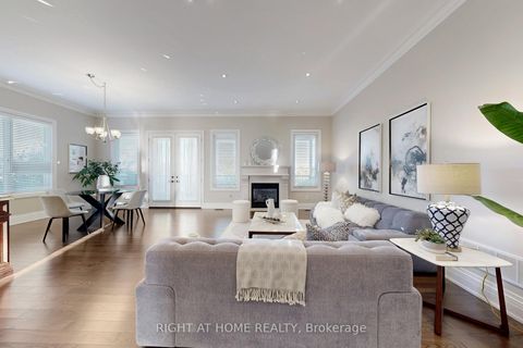 Photo 7 at 53 Rockwell Road, Doncrest, Richmond Hill