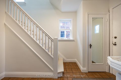 Photo 4 at 165 Divadale Drive, Leaside, Toronto