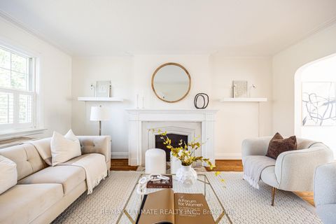 Photo 7 at 165 Divadale Drive, Leaside, Toronto