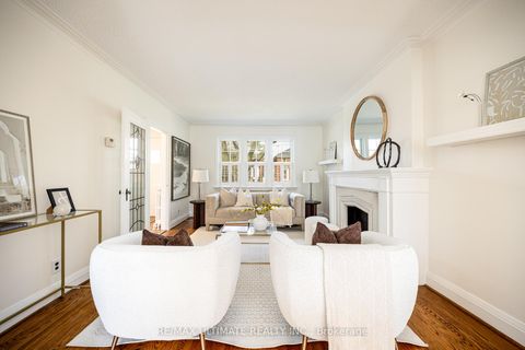 Photo 11 at 165 Divadale Drive, Leaside, Toronto