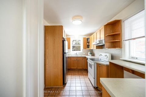 Photo 21 at 165 Divadale Drive, Leaside, Toronto